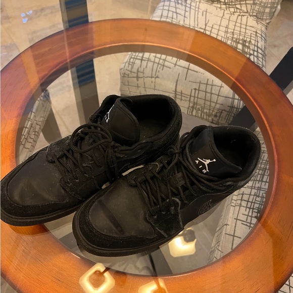 Nike Air Force Low Tops - All Black - Picture 4 of 5
